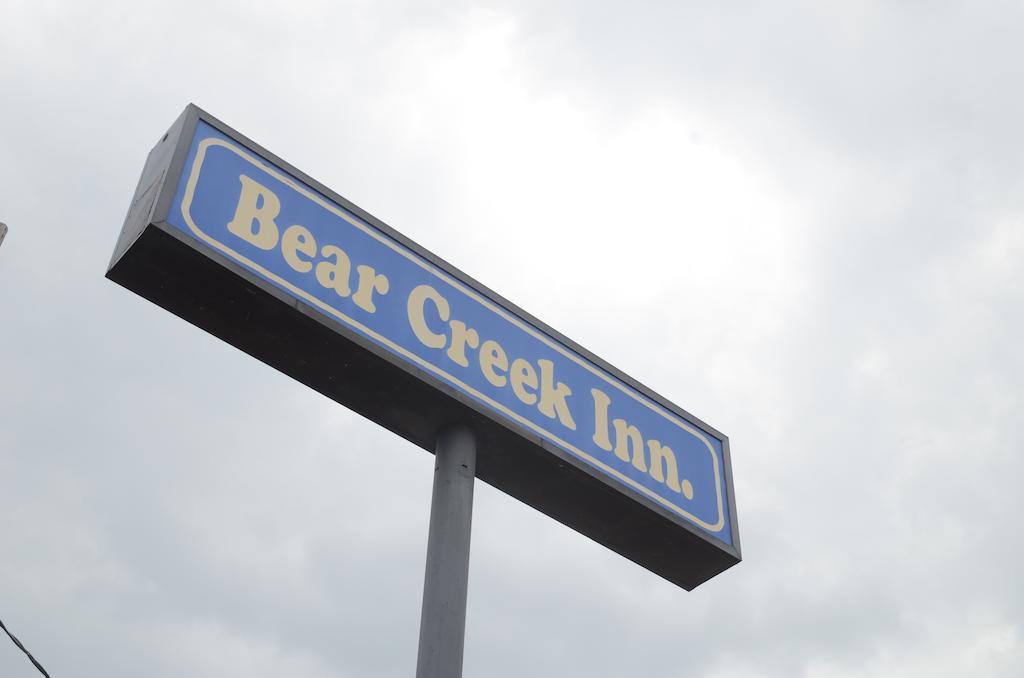 Bear Creek Inn Addicks Exterior photo